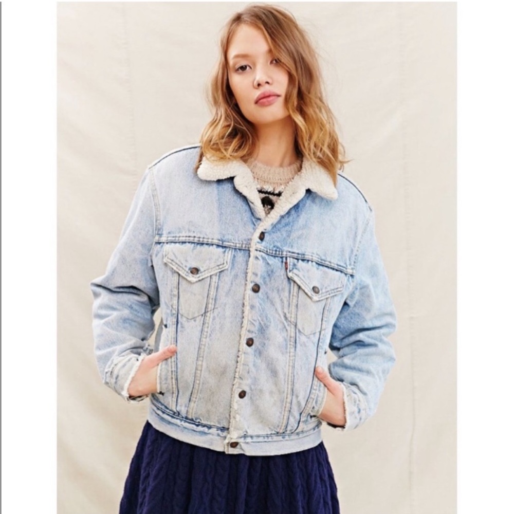 NEW Levi's Original Sherpa Trucker Jacket - Picture 8 of 11